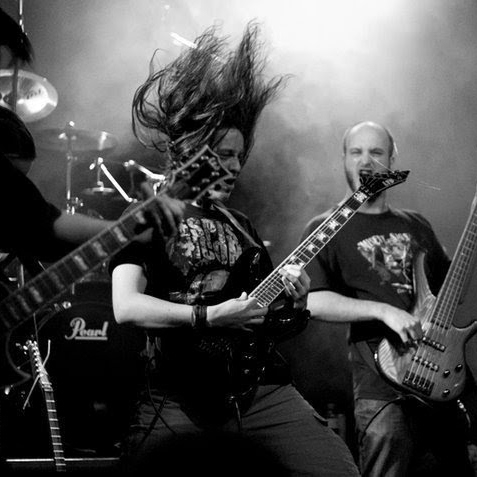 Lost Vital Spark performing live